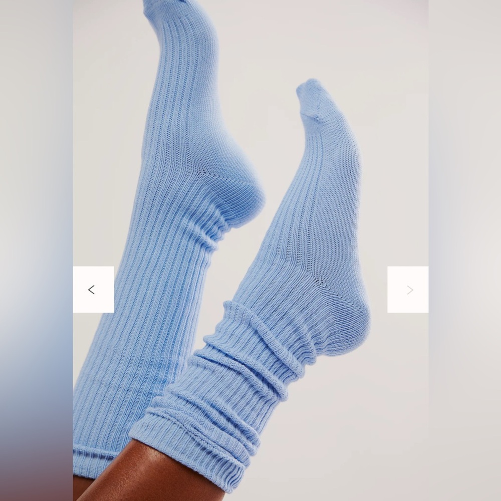 Free People Women’s Super Scrunch Solid Socks Light Blue - Picture 3 of 8